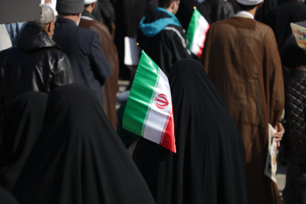 حضورگسترده و باشکوه مردم قم در جشن ۴۰ سالگی انقلاب حضورگسترده و باشکوه مردم قم در جشن ۴۰ سالگی انقلاب
