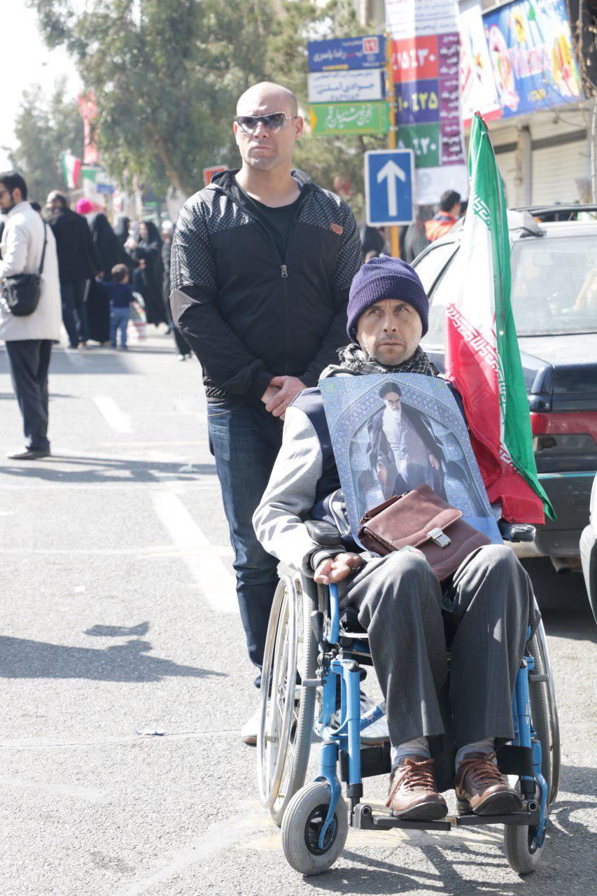 حضورگسترده و باشکوه مردم قم در جشن ۴۰ سالگی انقلاب حضورگسترده و باشکوه مردم قم در جشن ۴۰ سالگی انقلاب