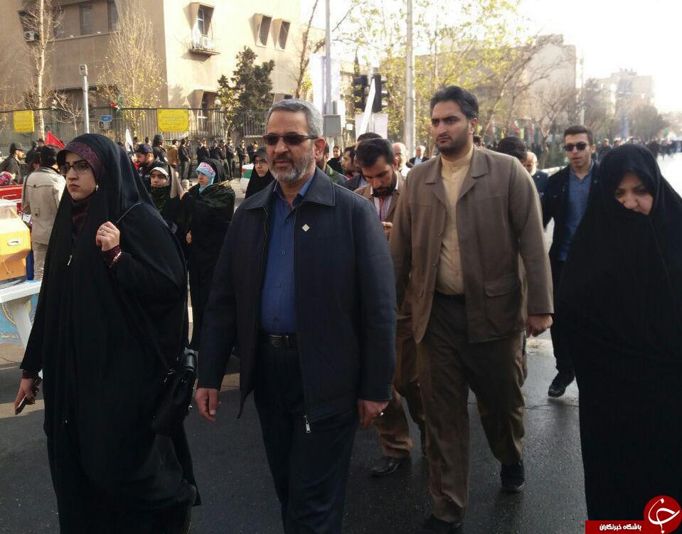 حضور مقامات کشوری و لشکری در راهپیمایی باشکوه 22 بهمن +تصاویر