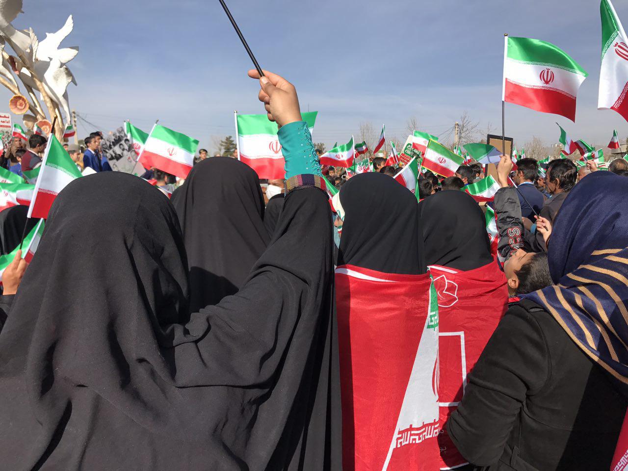 آغاز راهپیمایی 22 بهمن در کهگیلویه و بویراحمد+تصاویر