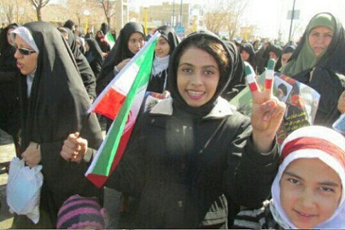 حضور دهه نودیها و نسل پنجم در راهپیمایی ۲۲ بهمن ۹۶ استان مرکزی حضور دهه نودیها و نسل پنجم در راهپیمایی ۲۲ بهمن ۹۶ استان مرکزی