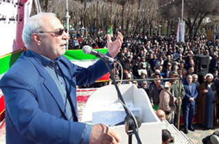 باید با عمل انقلابی کشورمان را بسازیم
