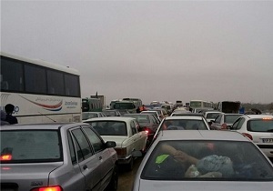 ترافیک سنگین در جاده قزوین - رشت