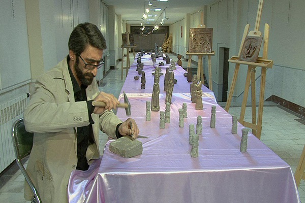 هنرنمایی هنرمند مراغه ای با سنگ