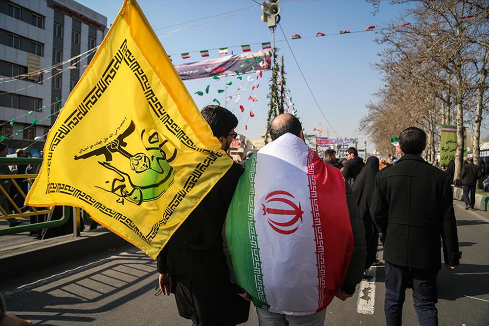 رنگ زرد مقاومت اسلامی نُجَباء در راهپیمایی 22 بهمن رنگ زرد مقاومت اسلامی نُجَباء در راهپیمایی 22 بهمن