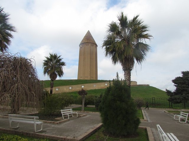 برج آزادی در کجاست؟