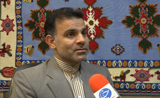 انگشتانی که هنرورانه نقش می زند اما قدر دانی ندارد/ هنر ابداعی ایلامی ها به تاراج می رود