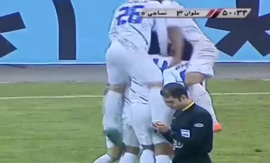 گلی که مصدوم بر جای گذاشت