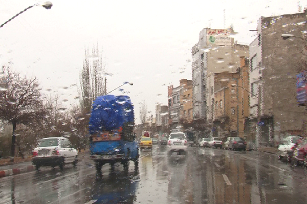 مردم مناطق مختلف آذربایجان شرقی امروز هم شاهد بارش باران بودند