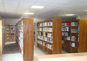 خیران استهباناتی خانه خود را به کتابخانه عمومی اهدا کردند