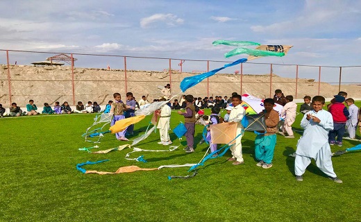 جشنوراه پرواز بادبادک&zwnj;ها به مناسبت جشن انقلاب + تصاویر