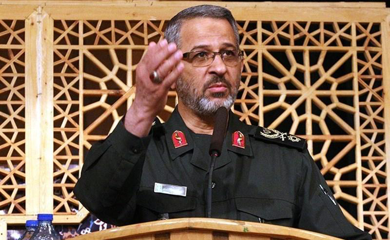 اگر در مقابل دشمن غفلت کنیم، او ما را با لگد بیدار خواهد کرد