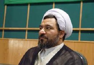 وظیفه حوزه‌های علمیه حفظ جامعه از آسیب‌های اجتماعی است