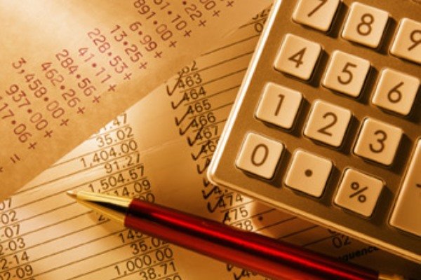 کاهش مشکلات اقتصادی با حمایت دولت از بانک&zwnj;ها ممکن می&zwnj;شود