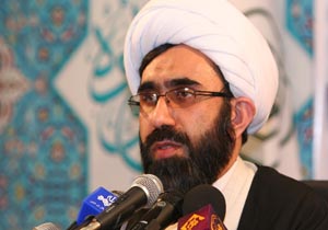 برخی بقاع دروغین منتسب به امامزادگان تخریب شده‌اند / رونمایی از کتاب «بهشت فدک» و پوستر «جشنواره ملی آرامش بهاری»
