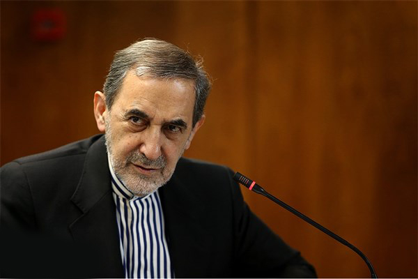بحث موشکی ایران و تکامل آن ربطی به بیگانگان ندارد/ زیر بار اینکه به ما دیکته کنند چه کنیم، نمی&zwnj;رویم