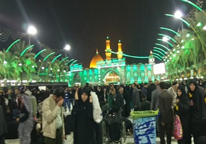 بارش رحمت الهی در شب جمعه - کربلا معلی  + فیلم