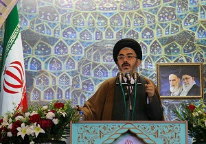 خدمت صادقانه مسئولین بهترین راه قدردانی از حضور مردم در راهپیمایی ۲۲ بهمن است
