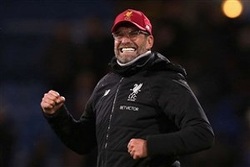 گلزنی دختر محمد صلاح در آنفیلد + فیلم