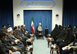 دانشجویان پرچمدار عدالت و بصیرت هستند