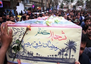 تشییع پیکر یک شهید گمنام در یزد