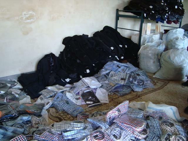 کشف لباس و لوازم آرایشی قاچاق در نیشابور