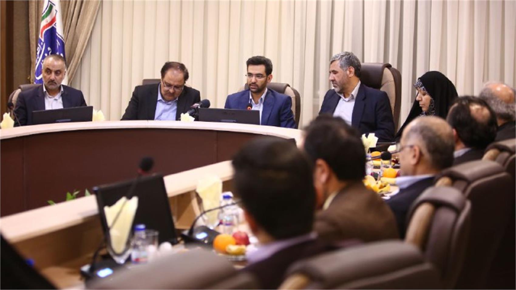 برگزاری نشست وزیر ارتباطات با اعضای فراکسیون اشتغال