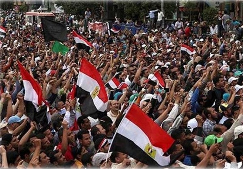 از نخستین جرقه&zwnj;های انقلاب مردم مصر در ژانویه 2011 تا سقوط فرعون