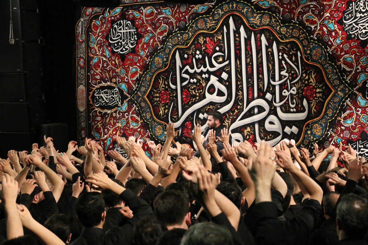 گزارش تصویری مراسم عزاداری فاطمیه دوم هیئت ثارالله (ع)