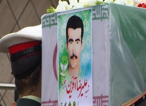 وداع با پیکر مطهر شهید گیلانی تازه تفحص شده دوران دفاع مقدس