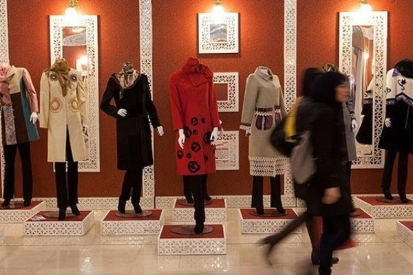 دبير و هيئت داوران جشنواره مد و لباس فجر معرفی شدند