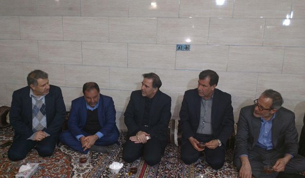 دلجویی وزیر راه از خانواده‌‌های جانباختگان هواپیمای تهران-یاسوج