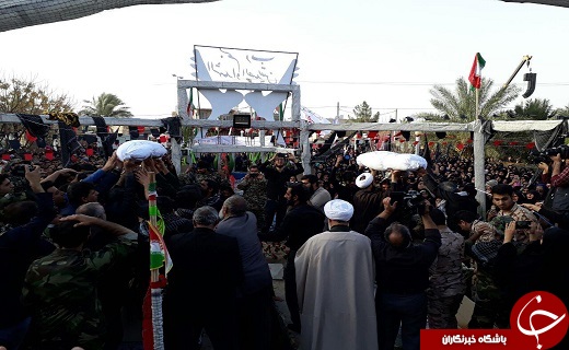 خاکسپاری پیکر دو شهید گمنام در مبارکه بافق