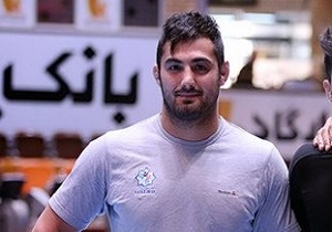 حضورسامان عزیزی کشتی‌گیر سنندجی در رقابت‌های بین‌المللی جام تختی