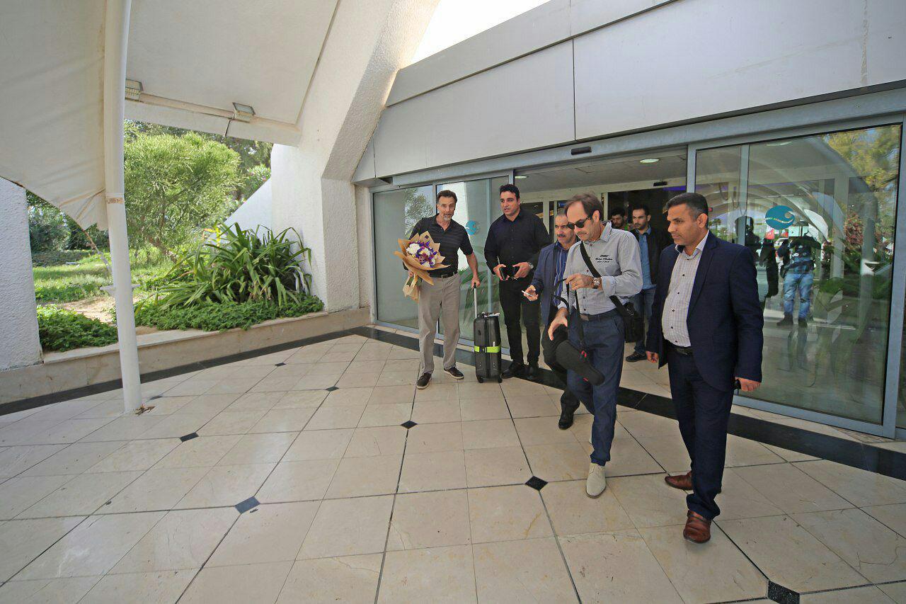 مربی آمریکایی حدادی بدون استقبال مسئولان وارد ایران شد مربی آمریکایی حدادی بدون استقبال مسئولان وارد ایران شد
