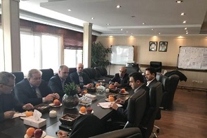 ظرفیت بالای کشور در تولید دارو و محصولات آرایشی و بهداشتی/ آمادگی ایران برای ثبت داروهای ایرانی در بلاروس