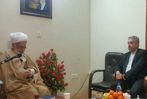 آیت الله دری:باید در زمینه کمبود آب چاره اندیشی شود/ وزیر نیرو: دنبال چاره اندیشی هستیم