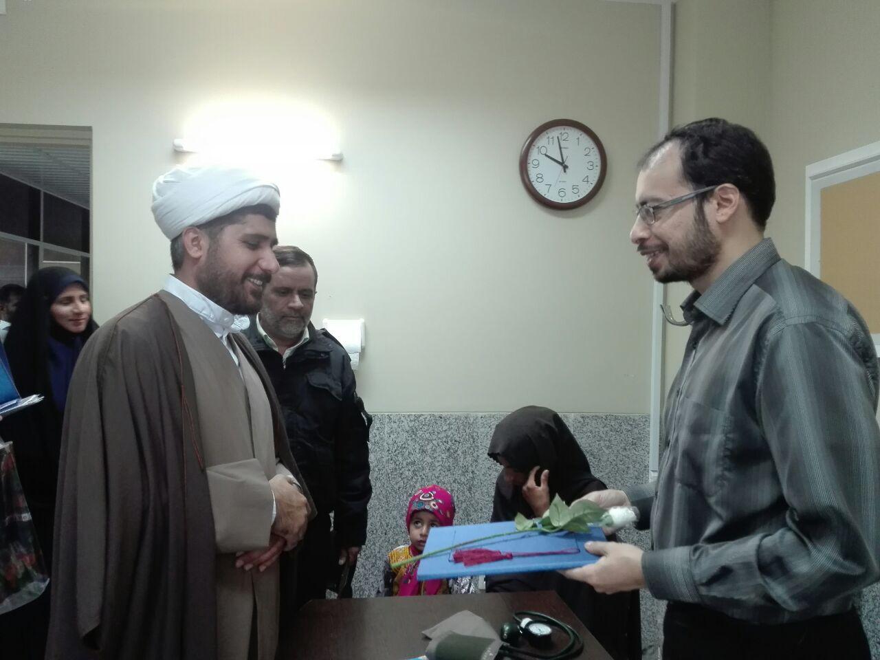 سرکشی امام جمعه قلعه گنج از بیمارستان شهر