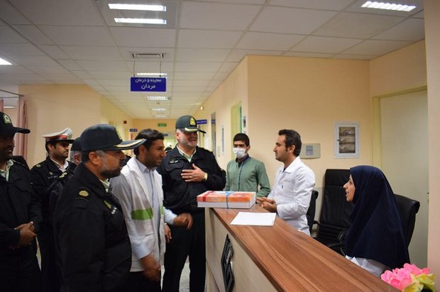 وجه اشترک بین شغل پرستاری و پلیس ارتباط مستقیم با مردم است
