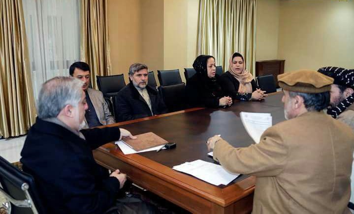 دیدار و گفتگوی &laquo;عبدالله&raquo; با اعضای مجلس سنای افغانستان