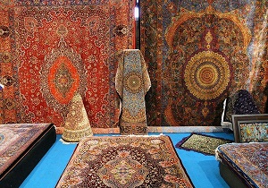 گشایش نمایشگاه گنجینه های نفیس فرش ایرانی در اردبیل