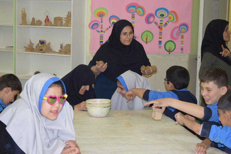 تدریس &laquo;سبک زندگی و خانواده برای دانش&zwnj;آموزان&raquo; برای دانش آموزان پایه دوزادهم از سال آینده