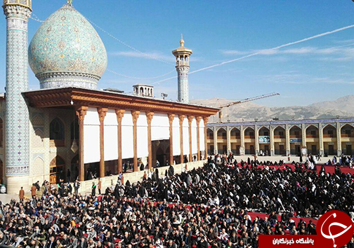 اقامه نماز طلب باران در حرم مطهر شاهچراغ (ع)/ تولید کاغذ از کربنات کلسیم در خرامه/ دانشجوی دانشگاه شیراز رتبه برتر کشوری