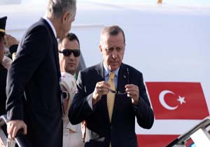 بازدید اردوغان از مقر فرماندهی عملیات شاخه زیتون