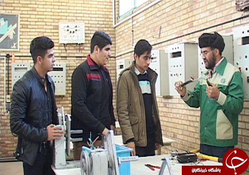 نداشتن مهارت دلیل اصلی بیکاری در جامعه / با آموزشهای عملی در مراکز فنی و حرفهای میتوان شغل ایجاد کرد + تصاویر نداشتن مهارت دلیل اصلی بیکاری در جامعه / با آموزشهای عملی در مراکز فنی و حرفهای میتوان شغل ایجاد کرد + تصاویر