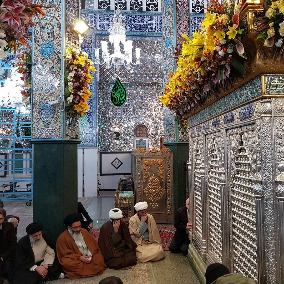 حضور تولیت آستان قدس درحرم حضرت زینب(س) +فیلم