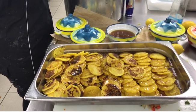 پذیرایی با غذاهای سنتی عربستان در اجلاس داووس+تصاویر