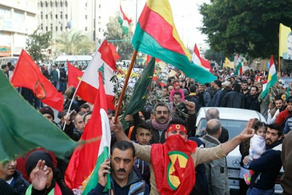 تظاهرات کردهای ساکن لبنان در مقابل سفارت ترکیه