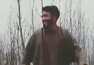 بازداشت یک دانشجو توسط پلیس به خاطر شیرین کاری+فیلم