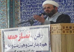 گفتگو با امام جمعه‌ای که به دو زبان خطبه خواند